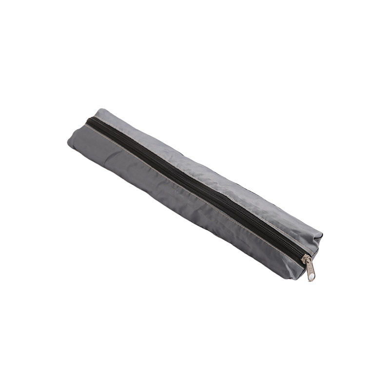 مظلة بسيطة من الفضة النقية المعدنية ذات شقين 0E6B0782